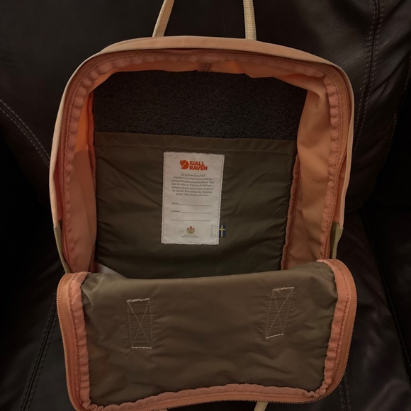 Fjallraven Kanken Art Backpack Pink and greesn - Picture 3 of 4